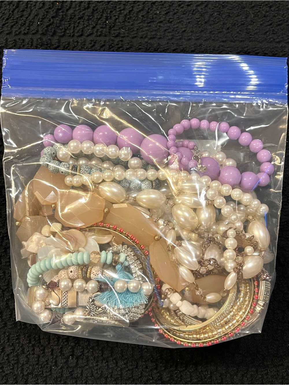 1LB BULK WEARABLE JEWELRY & ACCESSORIES LOT - Picture 3 of 3